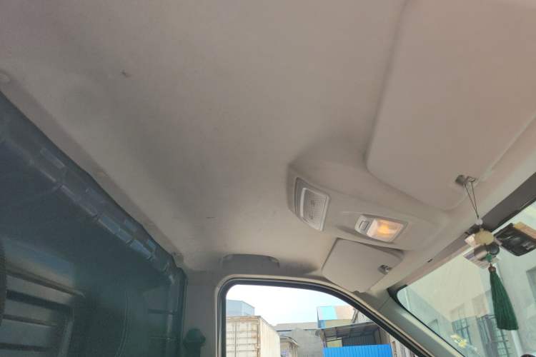 Used SAIC MAXUS EV30 2021 Pure Electric Smart Logistics Expert with Long Wheelbase—CATL