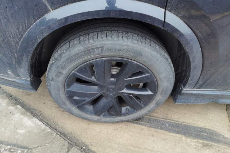 Used Li Auto L7 2023 Pro Model Exterior 5