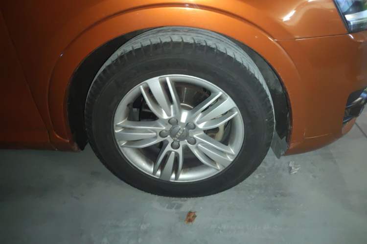 Used Audi Q3 2015 35 TFSI quattro Technology Edition Right Front Wheel Hub