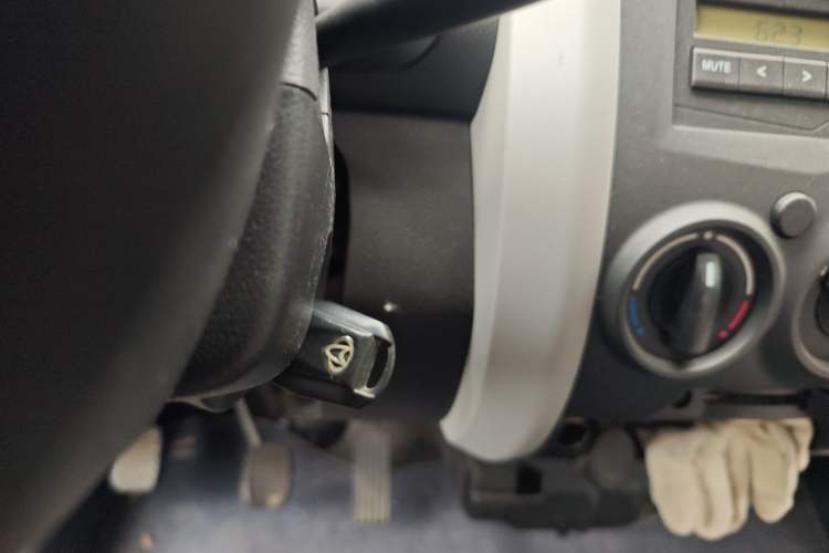 Used CHANGAN KAICHENG Star 3 2015 1.0L Base Model Non-Air-Conditioned C10