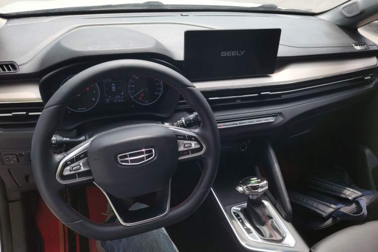 Used Geely Auto Vision X3 2021 PRO 1.5L CVT Deluxe Model
