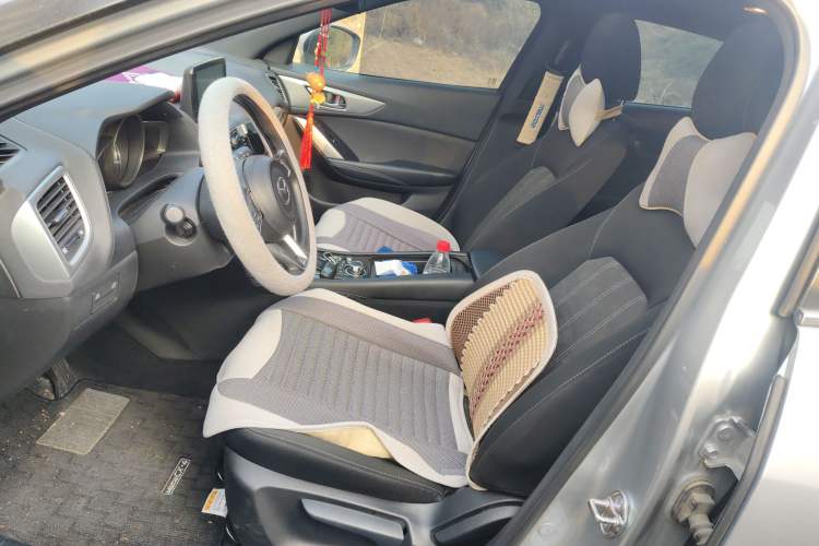 Used Mazda CX-4 2018 2.0L Automatic Two-Wheel Drive Blue Sky Dynamic Version China V Standard Left Front Seat