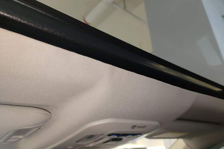 Used Toyota Highlander 2022 Dual-Engine 2.5L Four-Wheel Drive Prestige Version 7 Seats