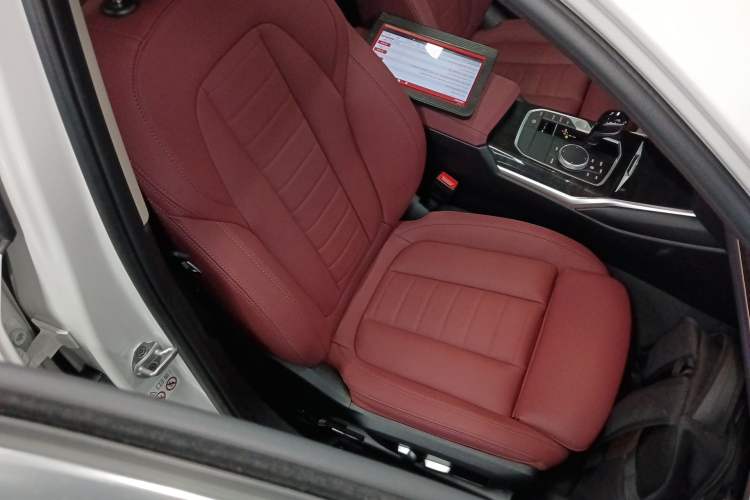 Used BMW 3 Series 2021 325Li xDrive M Sport Package Right Front Seat