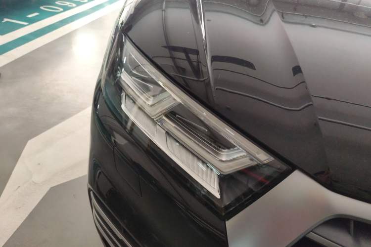 Used Audi Q5L 2020 45 TFSI Prestige Sport Edition Right Front Headlight