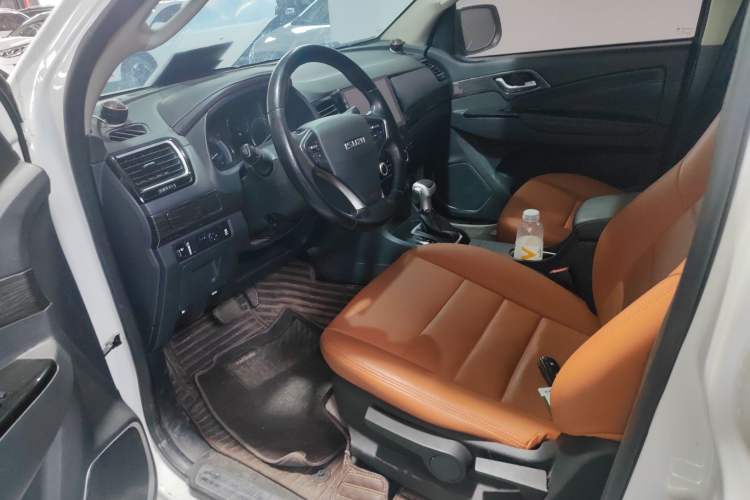 Used Isuzu mu-X 2018 1.9T Automatic Two-Wheel Drive Jingyue Edition 5 Seats
