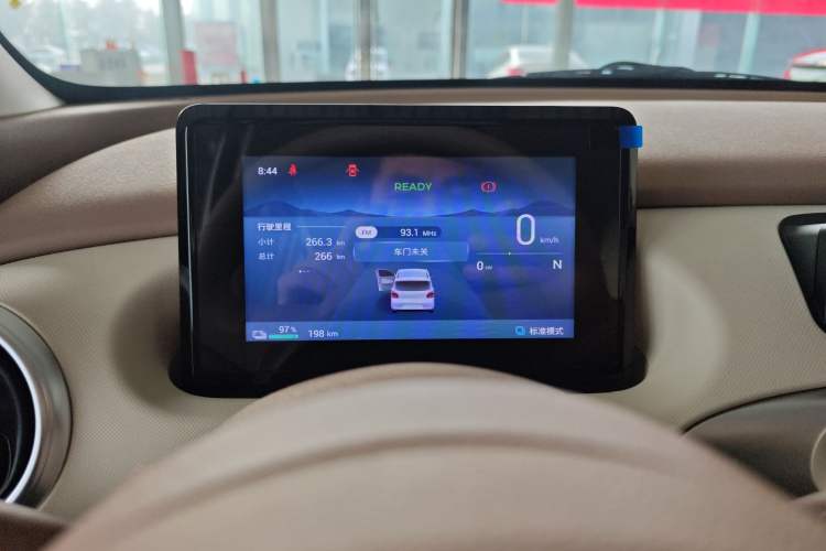 Used Wuling Hongguang MINIEV 2025 Four-Door Version Advanced Edition Instrument Cluster