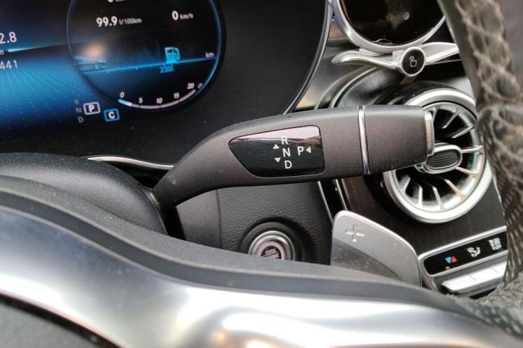 Used Mercedes-Benz C-Class 2020 Restyled C 200 L Fashion Edition Sport Version Gear Lever