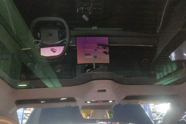 Used Geely Galaxy 8 2025 130km EM-P Starship Edition Headliner