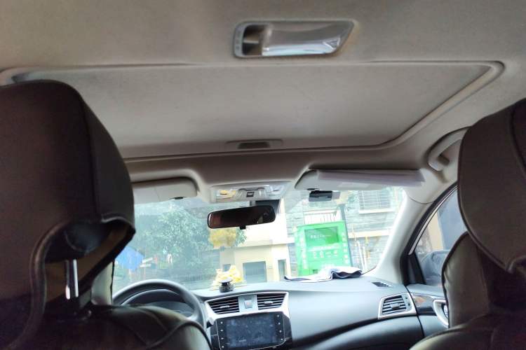 Used Nissan Sylphy 2021 Classic 1.6XL CVT Luxury Edition Headliner