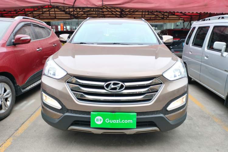 Used Hyundai Santa Fe 2015 2.4L Automatic Two-Wheel Drive Comfort Edition 5 Seats