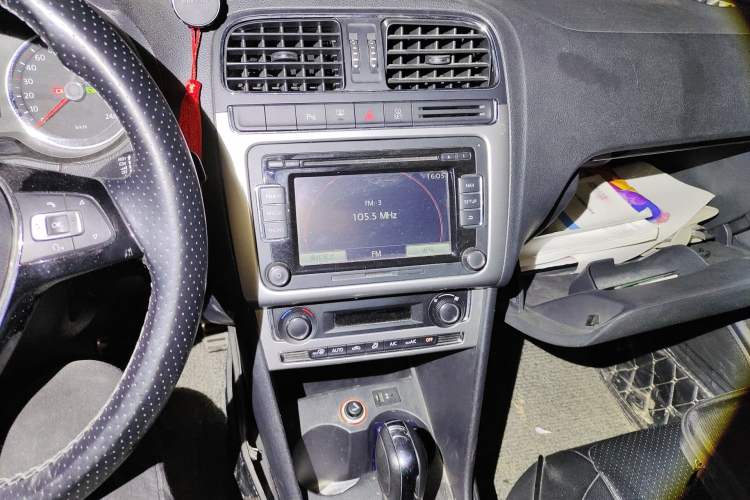 Used Volkswagen Polo 2014 1.6L Cross Polo Automatic