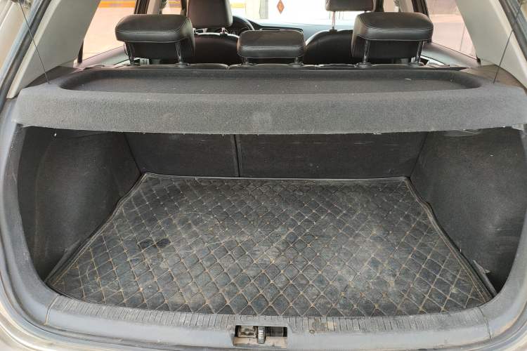 Used Volkswagen Golf 2015 1.4TSI Automatic Luxury Model Trunk