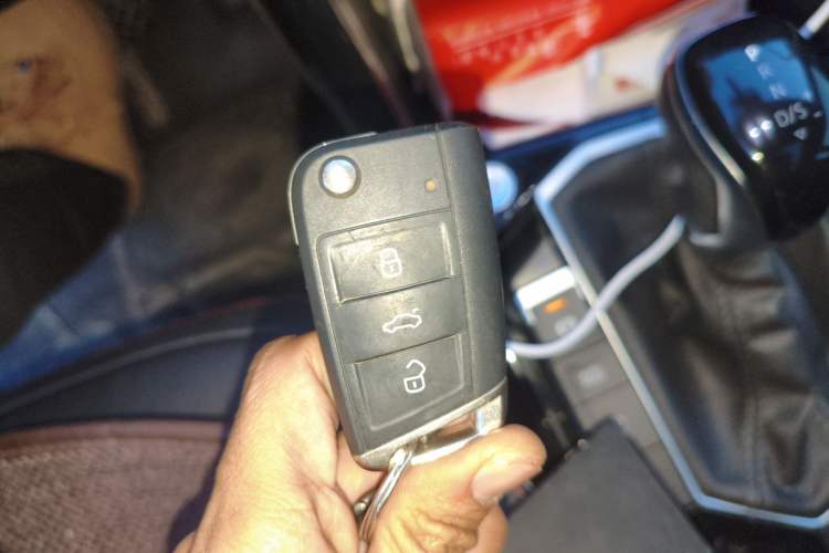 Used Volkswagen Tayron 2022 280TSI Two-Wheel Drive Luxury Smart Connectivity Version
