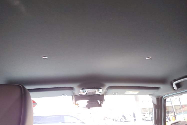 Used 212 T01 2025 2.0T Changfeng
