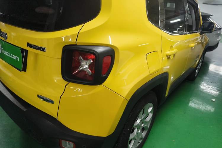 Used Jeep Renegade 2017 180T Automatic Jingneng Edition Right Rear Taillight