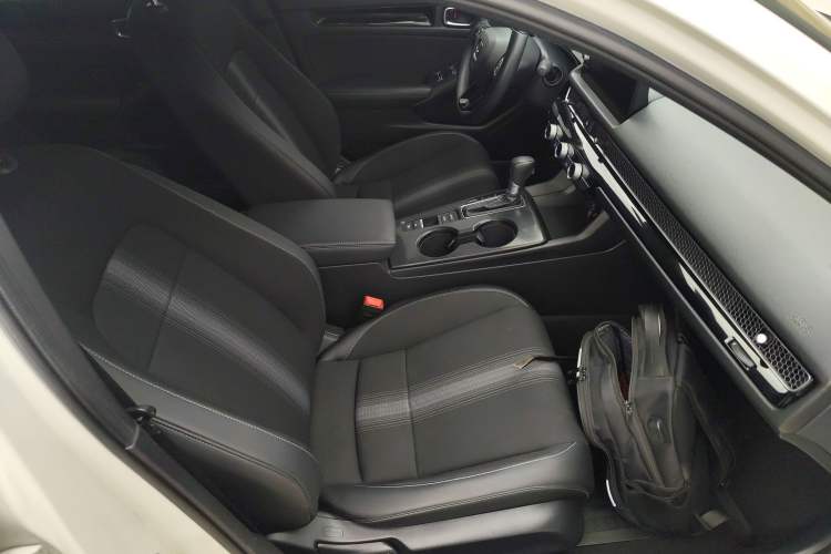 Used Honda Civic 2022 240TURBO CVT Dynamic Edition
