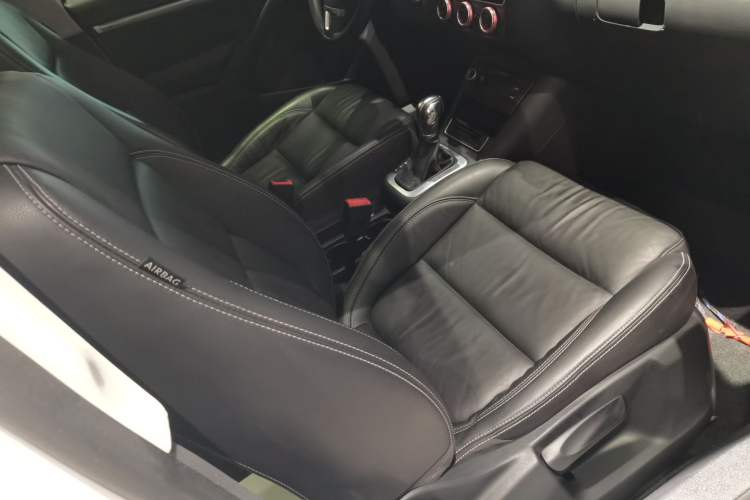 Used Volkswagen Tiguan 2017 300TSI Automatic Two-Wheel Drive Silk Road Comfort Edition
