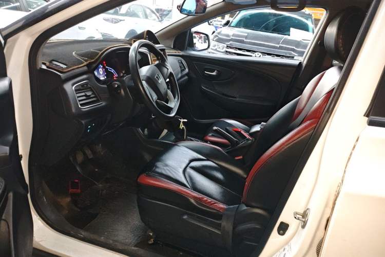 Used Luxgen U5 SUV 2017 1.6L CVT Knight Edition