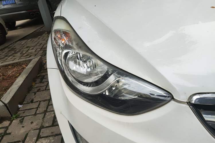 Used Hyundai Elantra (5th Generation / Langdong) 2015 1.6L Automatic Leading Model
