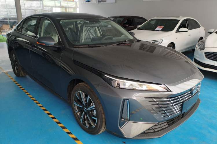 Used Changan Eado 2025 Blue Whale 1.5T 500Bar Prestige Model