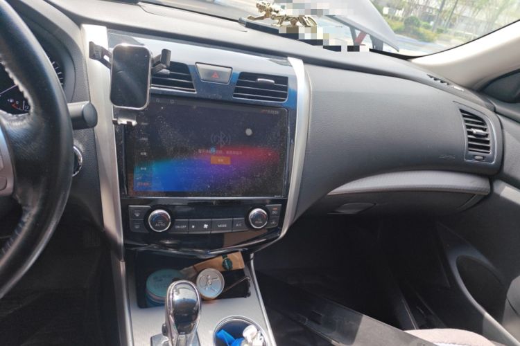 Used Nissan Teana 2016 Revised Version 2.0L XL Comfort Edition Audio And AC Panel