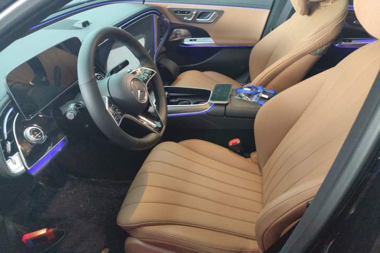 Used Mercedes-Benz E-Class 2024 E 300 L Luxury Model Left Front Seat