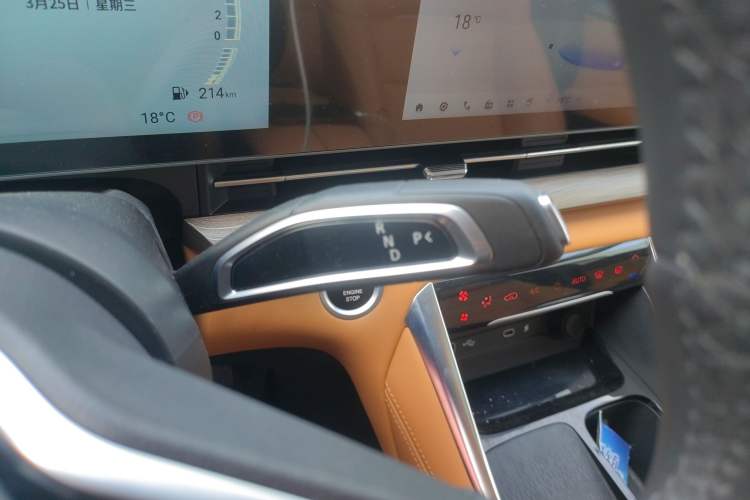 Used SAIC MAXUS G50 PHEV 2025 Leading Edition Gear Lever