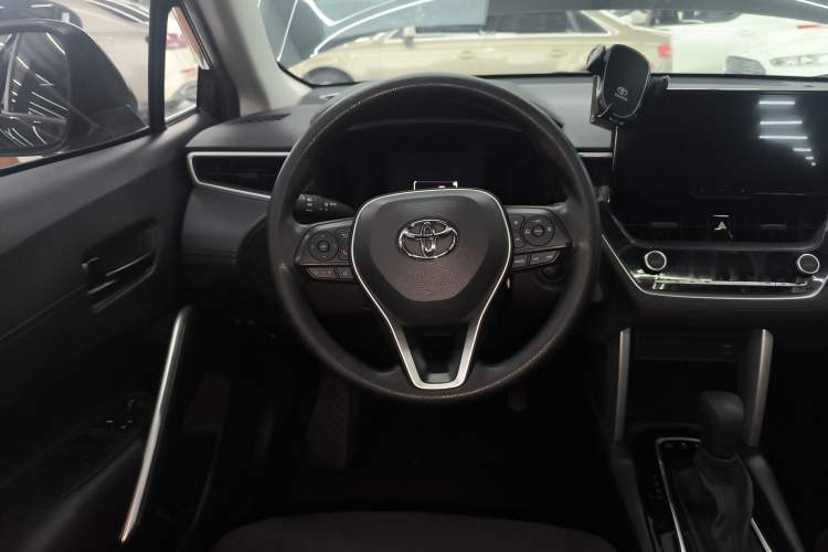 Used Toyota FRONTLANDER 2024 2.0L Smart Electric Hybrid Dual-Engine Leading Edition
