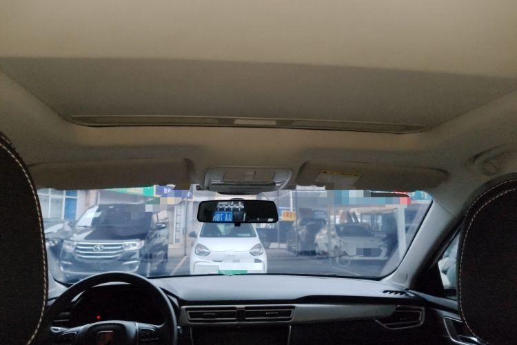 Used Roewe i5 2020 1.5L Automatic 4G Connect Luxury Flagship Edition
