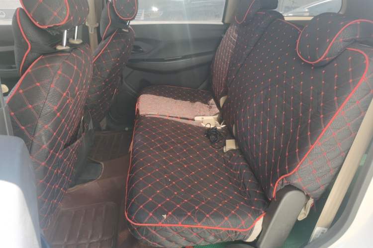 Used Wuling Hongguang 2019 1.5L S Standard Version China VI LAR
