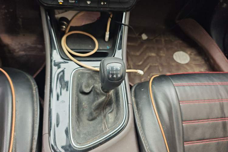 Used GAC Trumpchi GA4 2018 150N Manual Luxury Edition Gear Lever