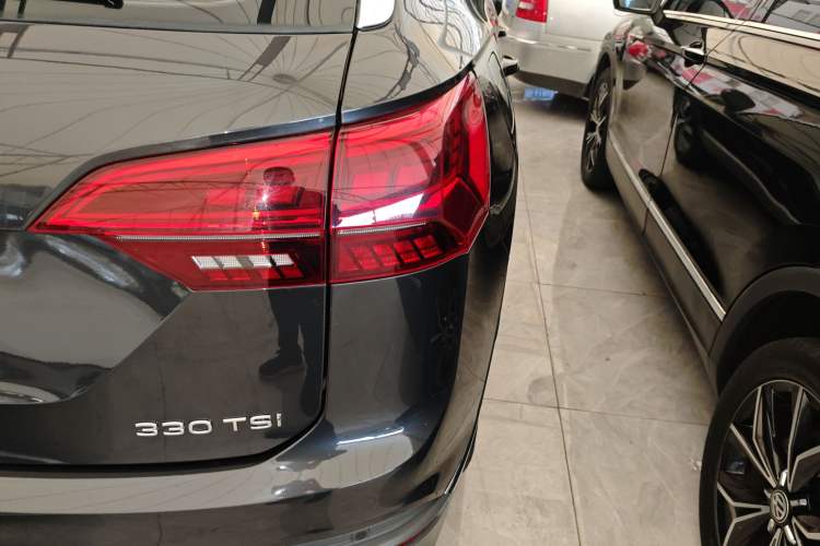 Used Volkswagen Tayron 2020 330TSI Two-Wheel Drive Luxury Smart Connectivity Version Right Rear Taillight