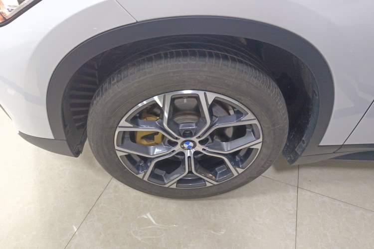 Used BMW X1 2021 Restyled sDrive25Li Leading Edition
