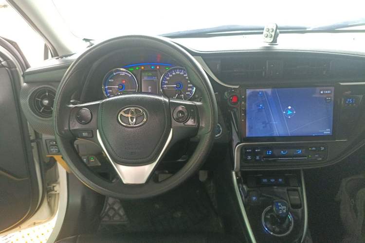 Used Toyota Levin Hybrid E+ 2019 1.8L PH GS E-CVT Elite Edition Center Console