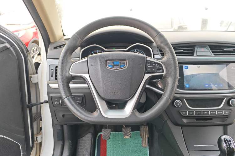 Used Geely Auto Emgrand 2017 Sedan Million Edition 1.5L Manual - Upward Version Steering Wheel