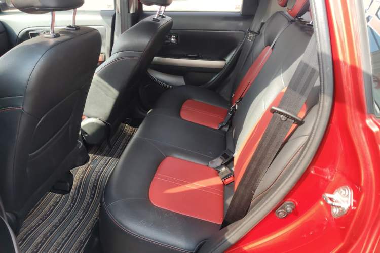 Used Haval H1 2017 Red-Label 1.5L AMT Luxury Model