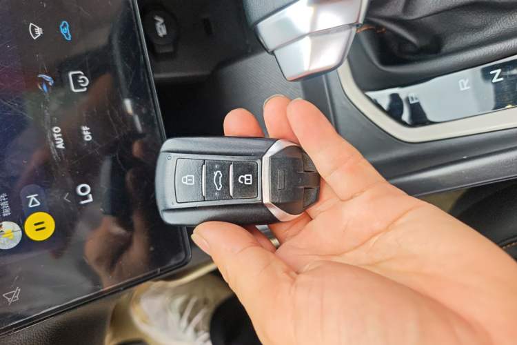 Used Dongfeng Aeolus Yixuan 2023 Mach Edition 1.5L Automatic Chasing Wind Version
