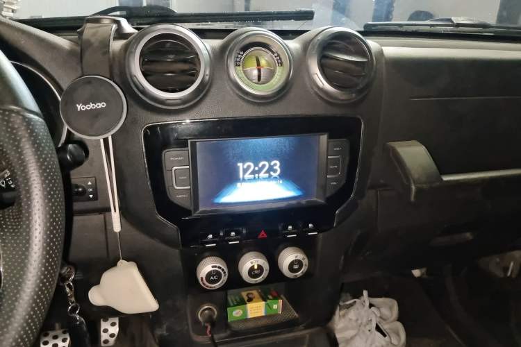 Used BAIC Off-Road BJ40 2016 40L 2.0T Manual All-Wheel Drive Prestige Edition