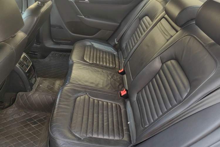 Used Volkswagen Magotan 2012 1.8TSI Luxury Model
