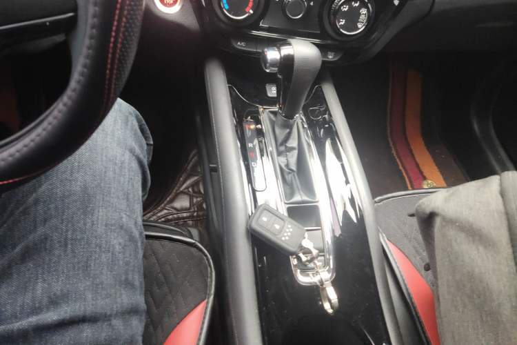 Used Honda Vezel 2020 1.5L CVT Luxury Edition