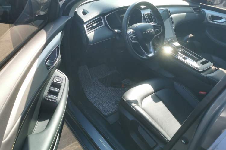 Used Roewe i6 MAX New Energy 2022 EV 500 Grand Touring Edition with Sunroof