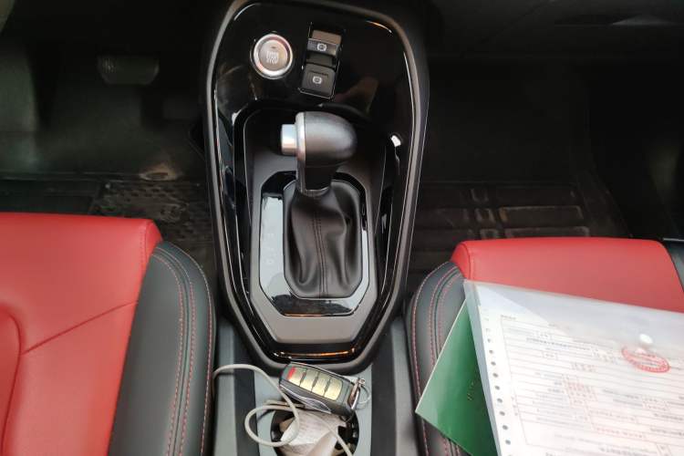 Used Haval H2s 2018 Red-Label 1.5T Dual-Clutch Fashion Edition