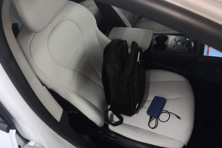 Used BYD Seal 05 DM-i 2025 DM-i Smart Drive 55KM Luxury Model Right Front Seat