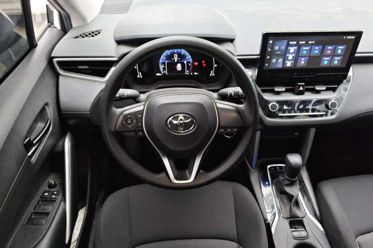 Used Toyota FRONTLANDER 2023 2.0L CVT Elite Edition
