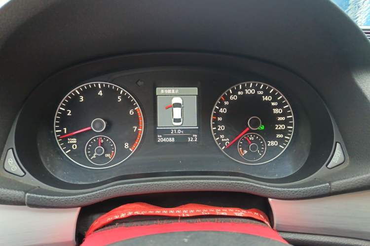 Used Volkswagen Passat 2014 1.8TSI DSG Prestige Edition Instrument Cluster