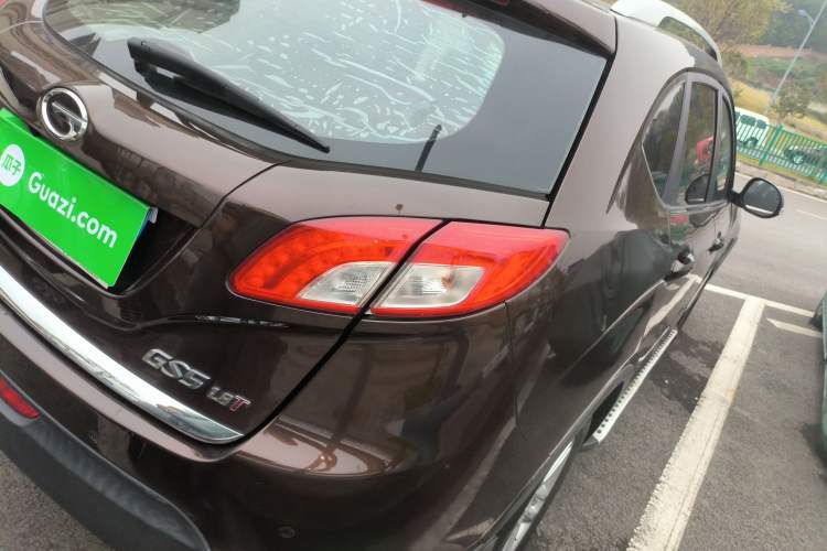 Used GAC Trumpchi GS5 2013 1.8T Automatic Two-Wheel Drive Luxury Edition
