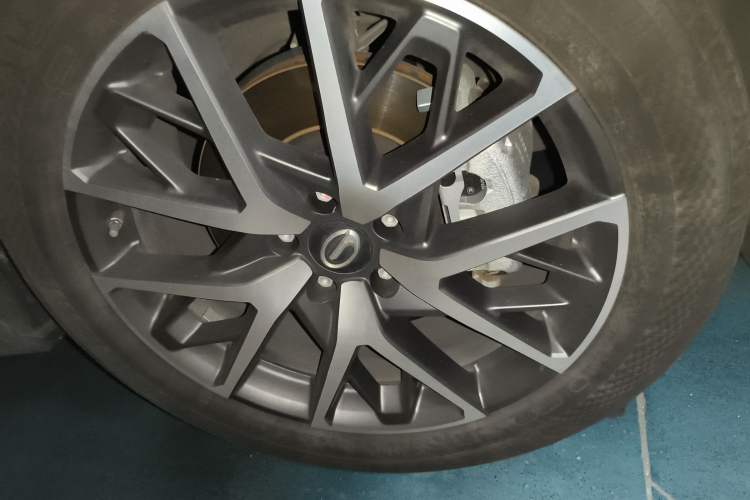 Used GAC Trumpchi GS8 2022 Dual-Engine Series 2.0TM Two-Wheel Drive Prestige Edition (7 Seats)
