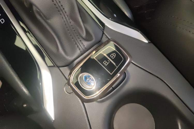 Used Toyota Corolla Cross 2023 Dual-Motor 2.0L Pioneer Edition Interior 1