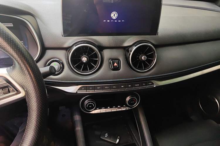 Used Dongfeng Fengon E3 2019 EVR Extended-Range Luxury Model